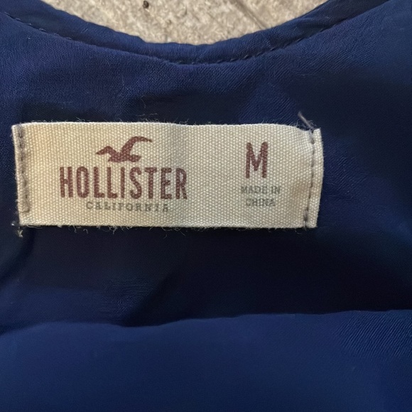 Woman’s Hollister cover up! Size Medium!!👍♥️ - Picture 4 of 6